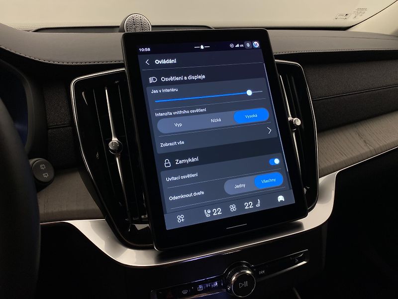Volvo XC90 T8 AWD RECHARGE BRIGHT PLUS 7m - fotka 54 z 67