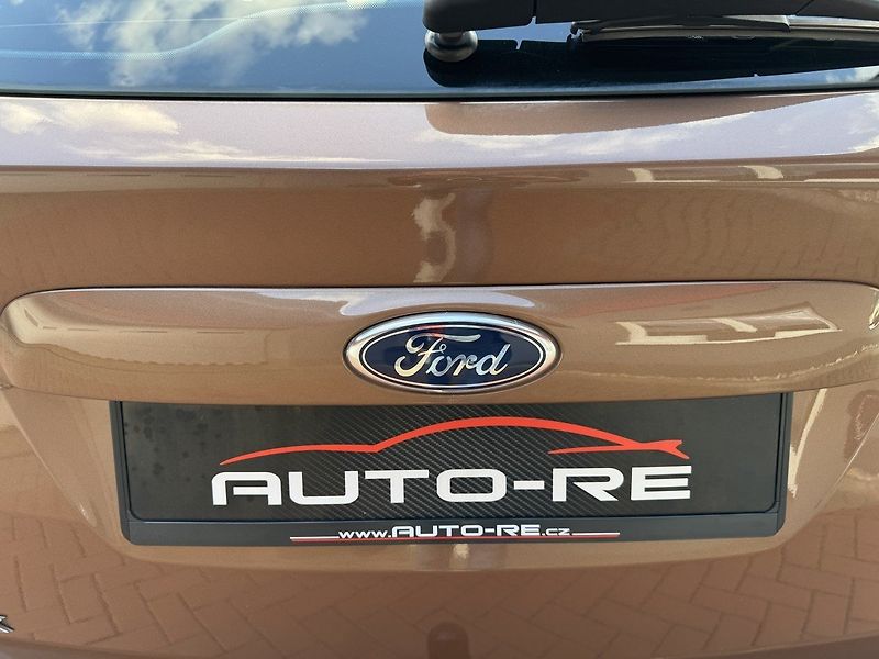 Ford C-MAX (2013) 1.0i EB Klima Winter Paket - fotka 35 z 44
