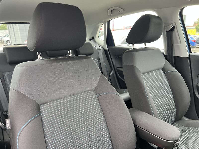 Volkswagen Polo 1.0TSi 70kw Comfortline  - fotka 28 z 38