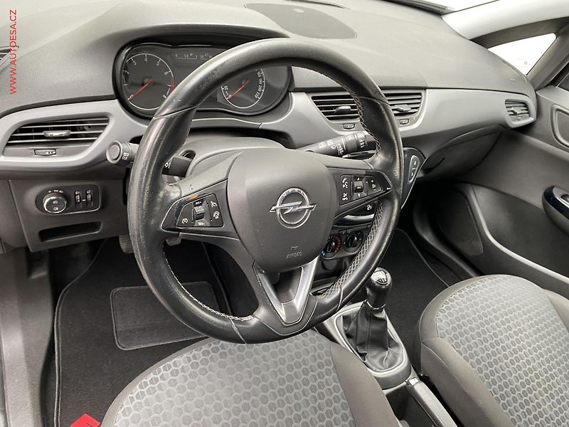 Opel Corsa (2015) 1.4, Edition - fotka 12 z 17