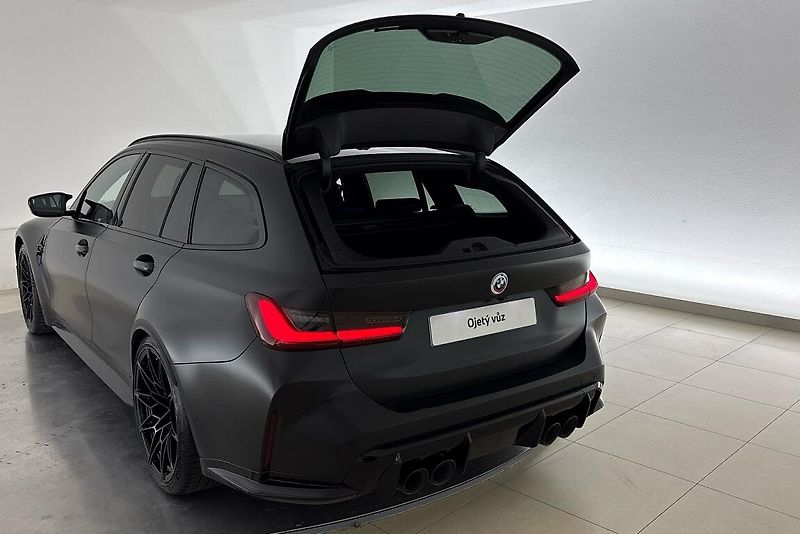 BMW M3 Touring - fotka 25 z 27