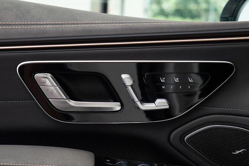 Mercedes-Benz EQS 450+/Záruka/360/Pano - fotka 9 z 22