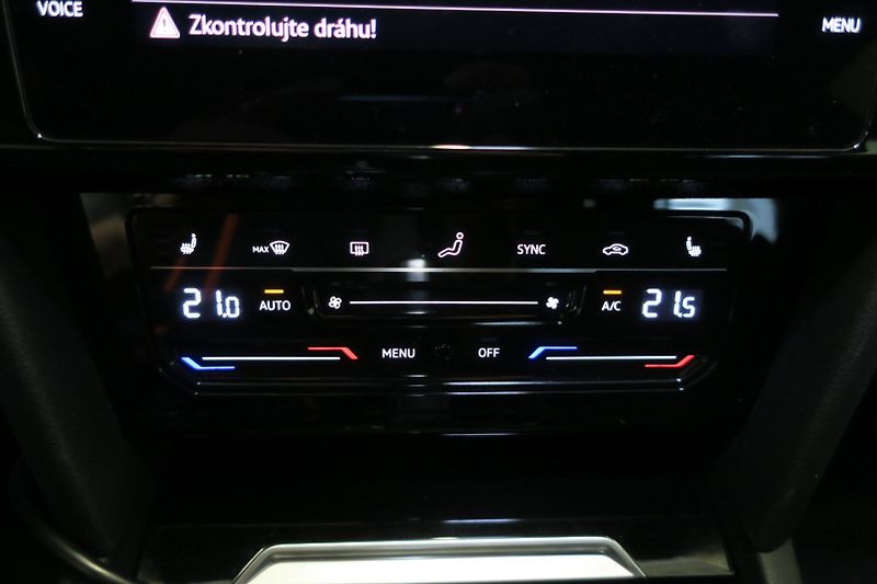 Volkswagen Arteon Shooting Brake (2021) 2.0 TSI 235kW BMT 4MOT DSG R - fotka 36 z 50