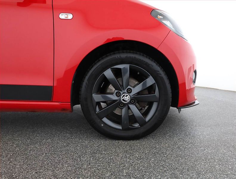 Škoda Citigo (2014) 1.0 MPI, Automat, Navi - fotka 18 z 18