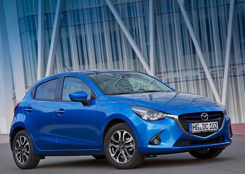 Autosalony ojetých aut Škoda jsou dnes často k nerozeznání od těch, kde se prodávají nová auta