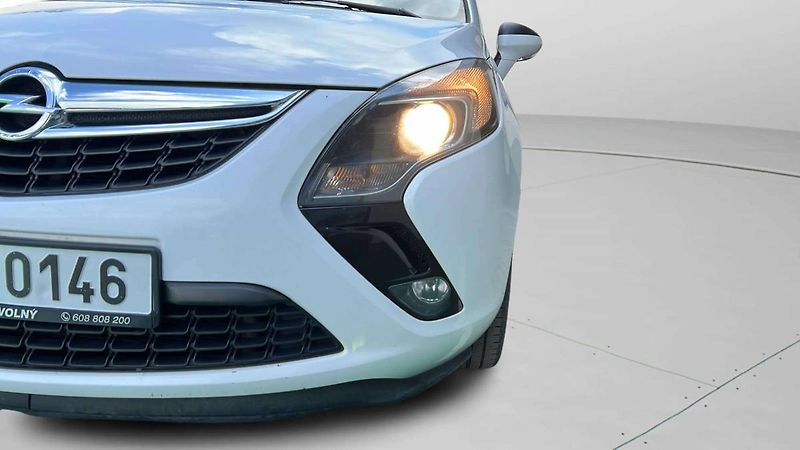 Opel Zafira Tourer 1.4 Turbo MT6 (103kW)/0 - fotka 38 z 41