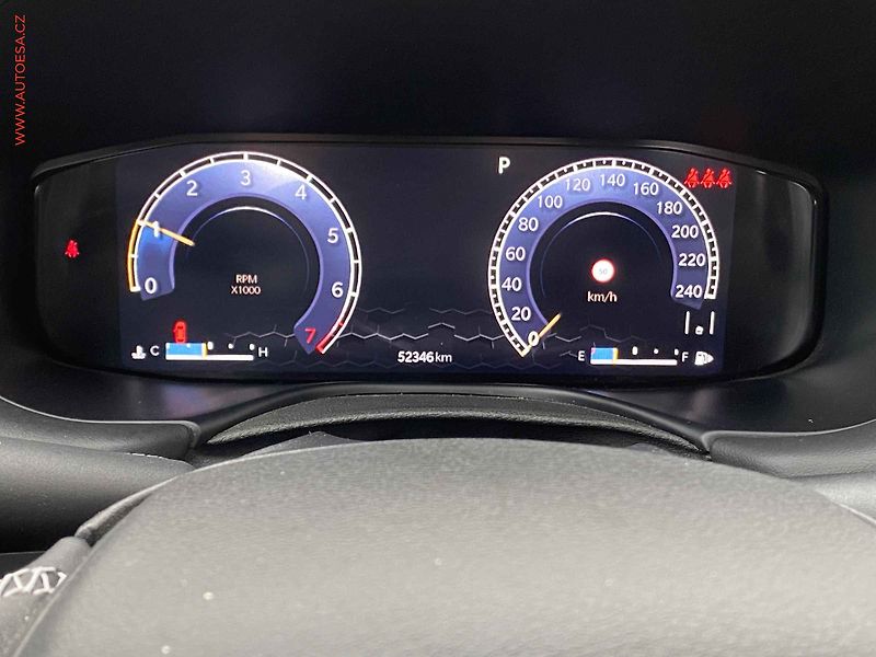 Jeep Compass (2021) 1.3T, Limited, AT, kamera, TZ - fotka 16 z 21