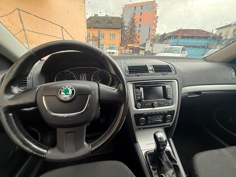 Škoda Octavia (2009) 1.8 TSI - fotka 9 z 13