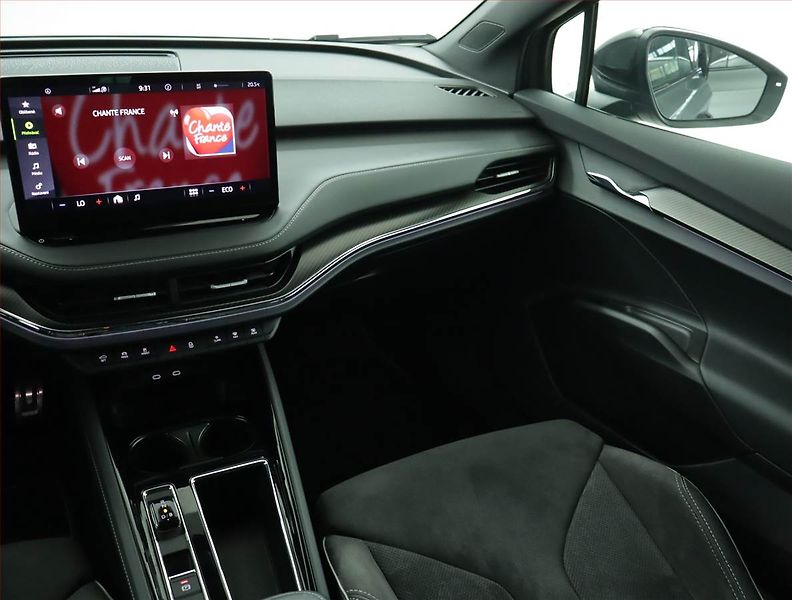 Škoda Enyaq (2023) Sportline iV 60 (62 kWh) - fotka 8 z 22