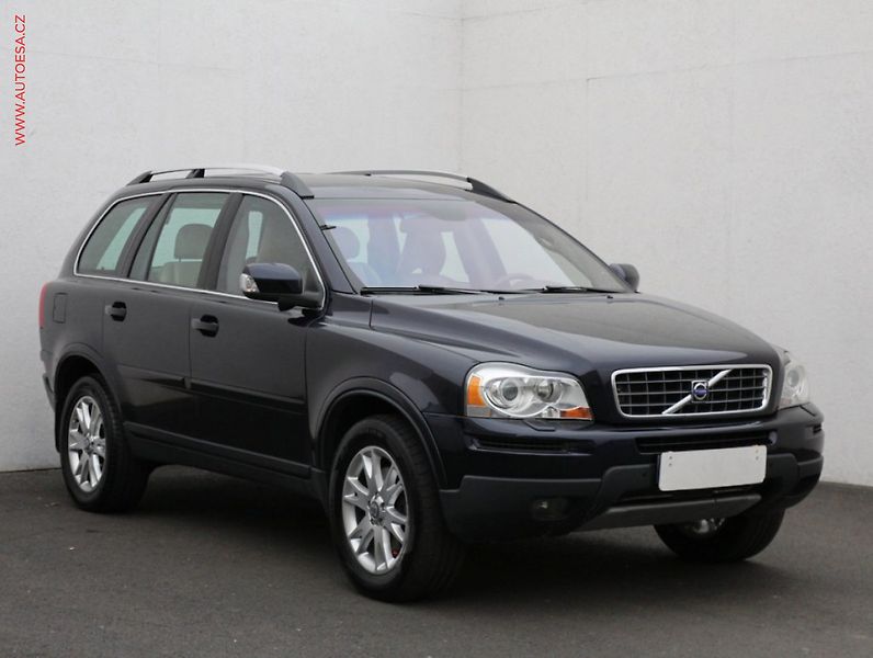 Volvo XC90 (2009) 2.4 D 4X4 7míst - fotka 1 z 3