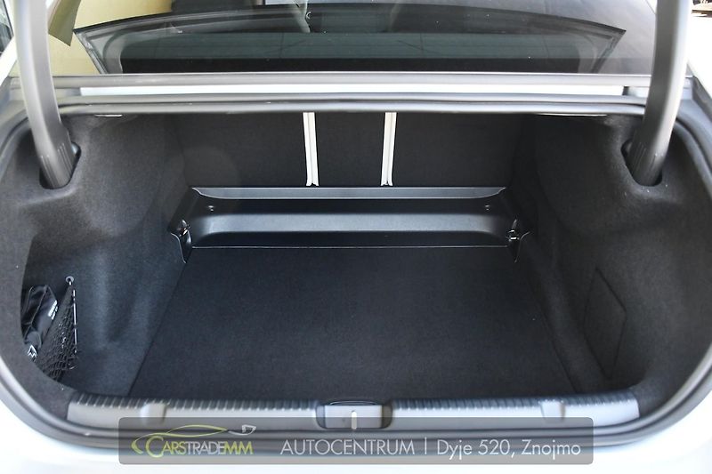Mercedes-Benz EQE 350 4MATIC 100%SoH - fotka 50 z 58