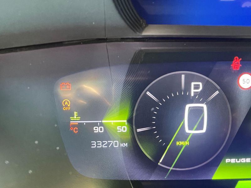 Peugeot 308 (2024) GT 1,2 PureTech 130k EAT8 - fotka 7 z 7