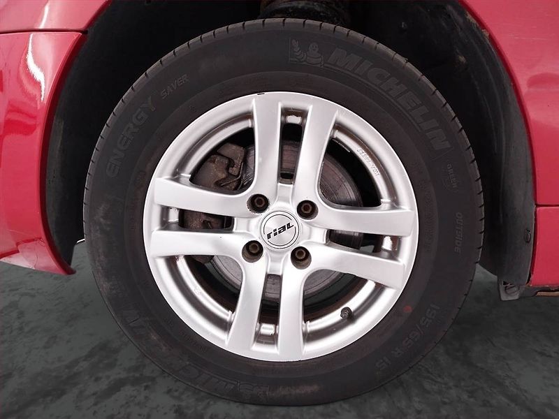 Citroën Berlingo (2009) 1.6 HDi, 5Míst, ČR, 1Maj - fotka 15 z 18