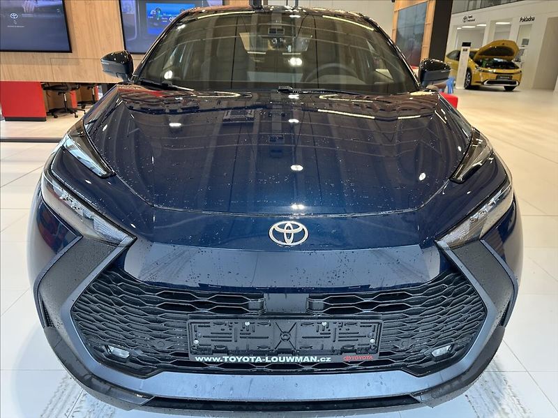 Toyota C-HR 1,8   Comfort BUSINESS HEV - fotka 3 z 11