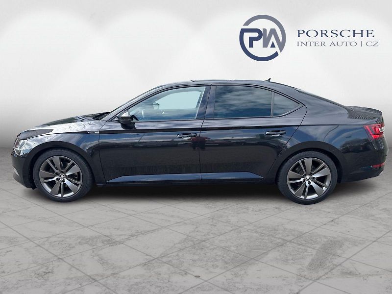 Škoda Superb Sportline2.0 TSI 162kw DSG - fotka 2 z 24