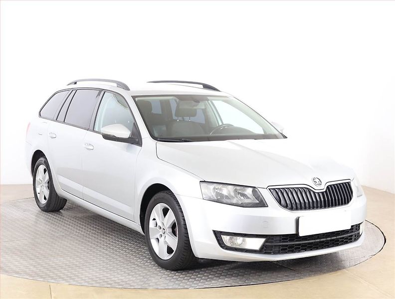 Škoda Octavia (2016) 1.6 TDI, Serv.kniha, Tempomat - fotografie inzerátu
