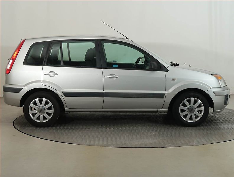 Ford Fusion (2009) 1.4, nová STK, jezdí výborně - fotka 6 z 14