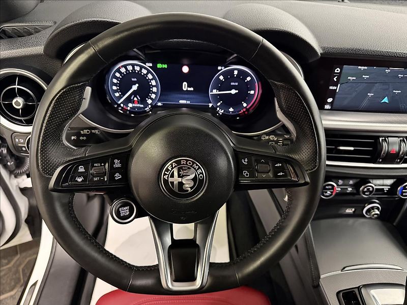 Alfa Romeo Stelvio VELOCE 154kW Q4 TAŽNÉ MATRIX - fotka 16 z 41