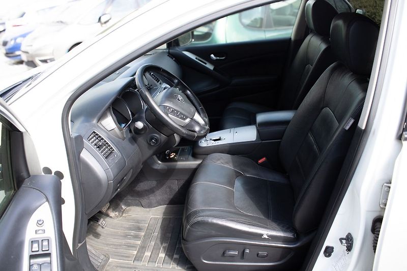 Nissan Murano Bez investic, servisované. - fotka 12 z 47