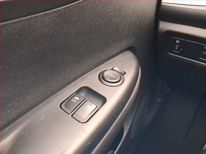 Hyundai i20 (2011) 1.2 - fotka 15 z 17