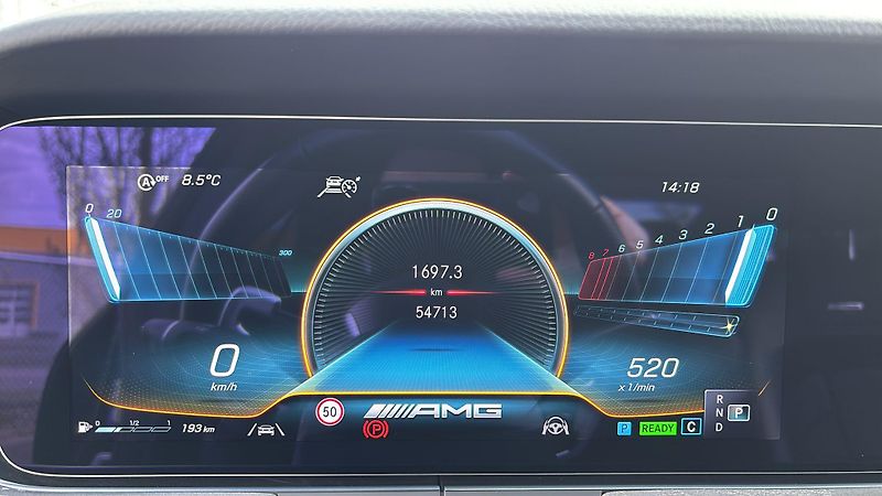 Mercedes-Benz CLS (2023) - fotka 10 z 11