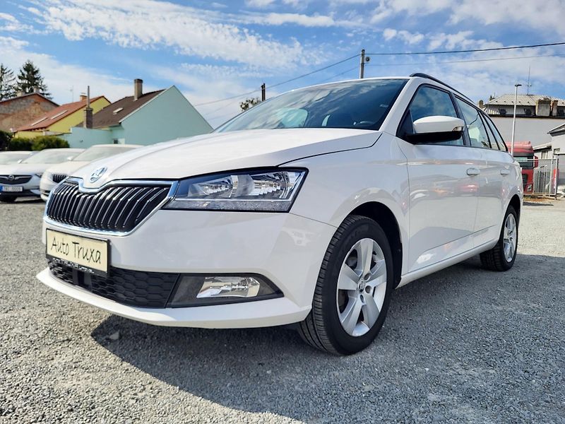 Škoda Fabia 1.0 TSI AMBITION Combi TOUR - fotka 29 z 46