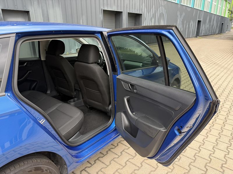 Škoda Rapid 1,2 TSI - fotka 16 z 28