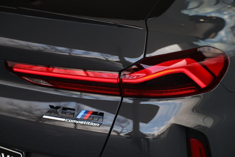 BMW X6 M Competition - fotka 19 z 19