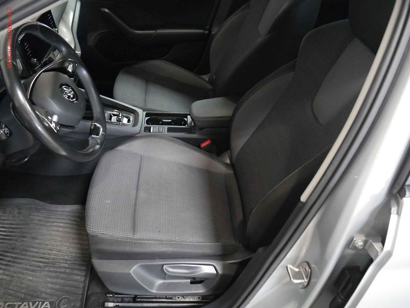 Škoda Octavia (2021) 2.0TDi 4x4, ČR, Ambition - fotka 9 z 24