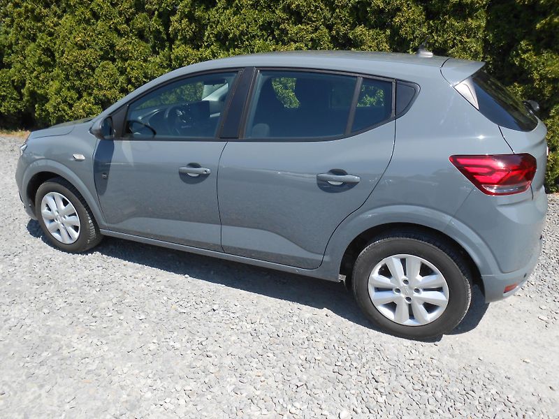 Dacia Sandero 1.0TCe+LPG,KLIMA,LED!! - fotka 39 z 41