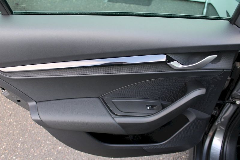 Škoda Octavia (2024) Selection 1.5TSI / 85kW 6°MP - fotka 18 z 23
