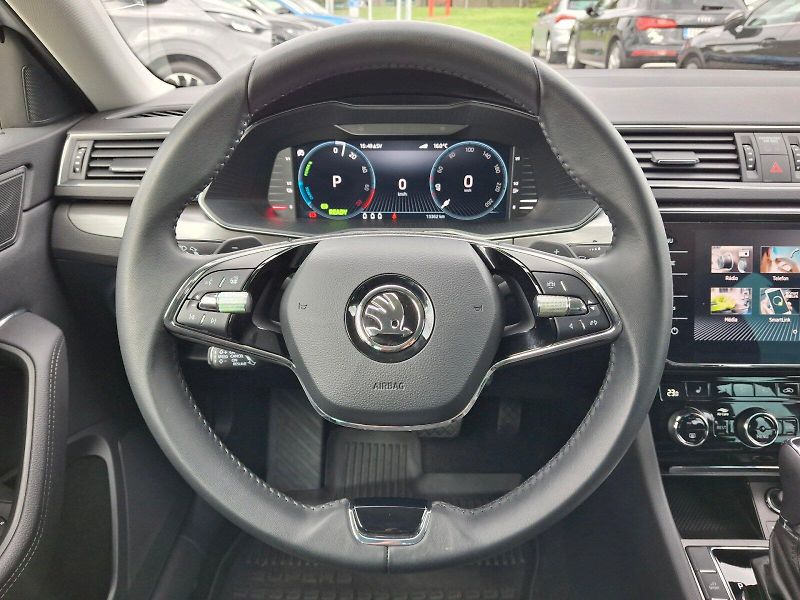 Škoda Superb (2024) Combi iV Style Plus Top 1,4TSi - fotka 15 z 34