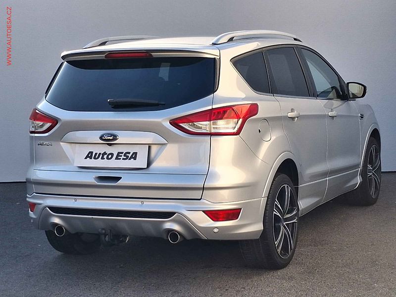 Ford Kuga (2016) 2.0 TDCi 4X4, Individual, AT - fotka 4 z 19