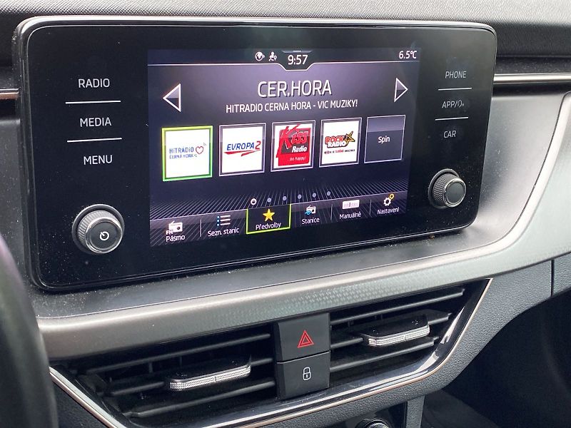 Škoda Scala (2020) 1.5 TSI Style - fotka 11 z 35