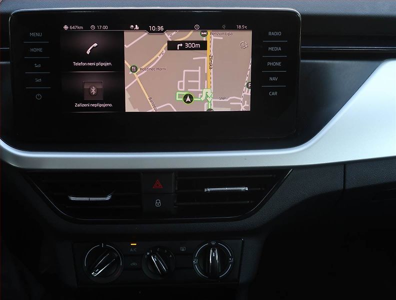 Škoda Kamiq (2023) Ambition 1.0 TSI, Serv.kniha - fotka 12 z 23