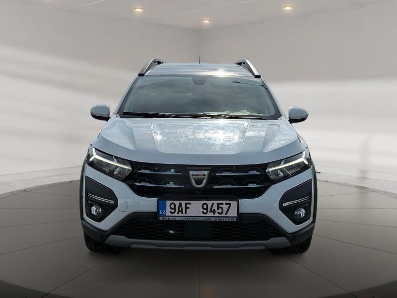 Dacia Jogger (2022) COMFORT 1.0 LPG 67kW CZ DPH - fotka 2 z 11