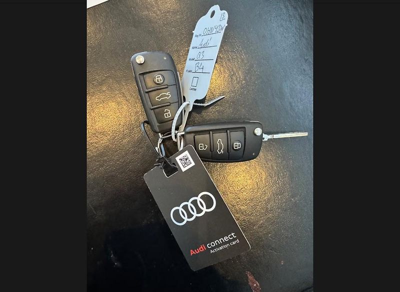 Audi Q3 45 TFSI e Proline Matrix  - fotka 14 z 16