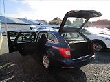 Škoda Superb Combi 2.0TDi Ambi, aut. Klima - náhled 31