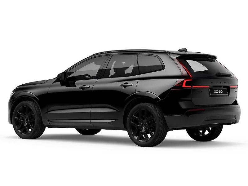 Volvo XC60 BLACK EDITION PLUS B5 AWD 184k - fotka 4 z 11