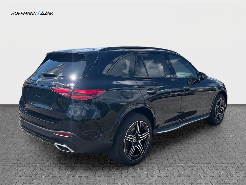 Mercedes-Benz GLC (2026) 300 e 4MATIC - fotka 11 z 11