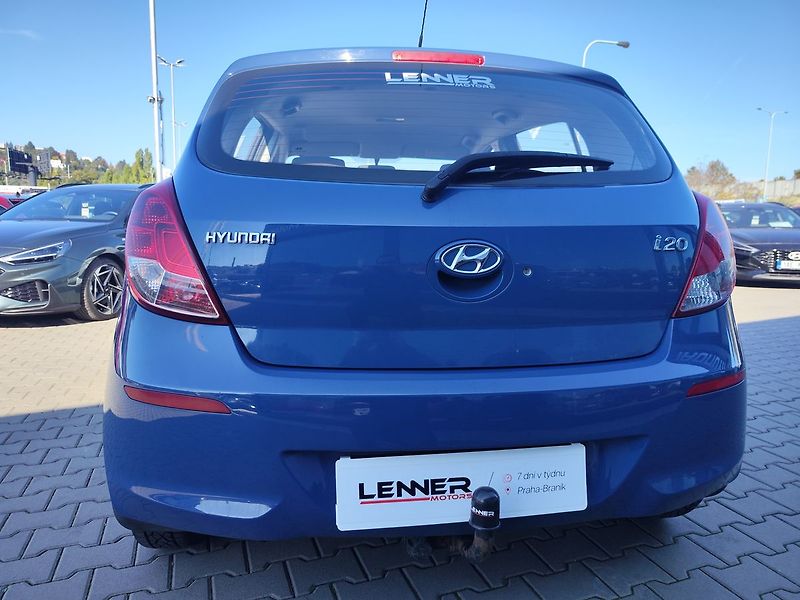 Hyundai i20 1.2i/63kW Family Space - fotka 10 z 23