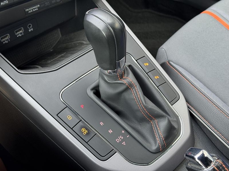 Seat Arona (2019) 1.0TSi 85kW DSG, Virtual - fotka 39 z 54