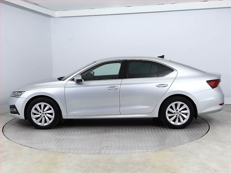 Škoda Octavia (2023) Style 2.0 TDI - fotka 3 z 23
