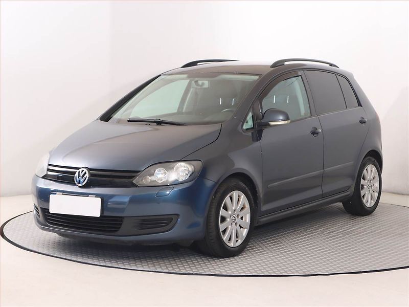 Volkswagen Golf Plus (2011) 1.6 TDI, Park. senzory - fotka 2 z 15
