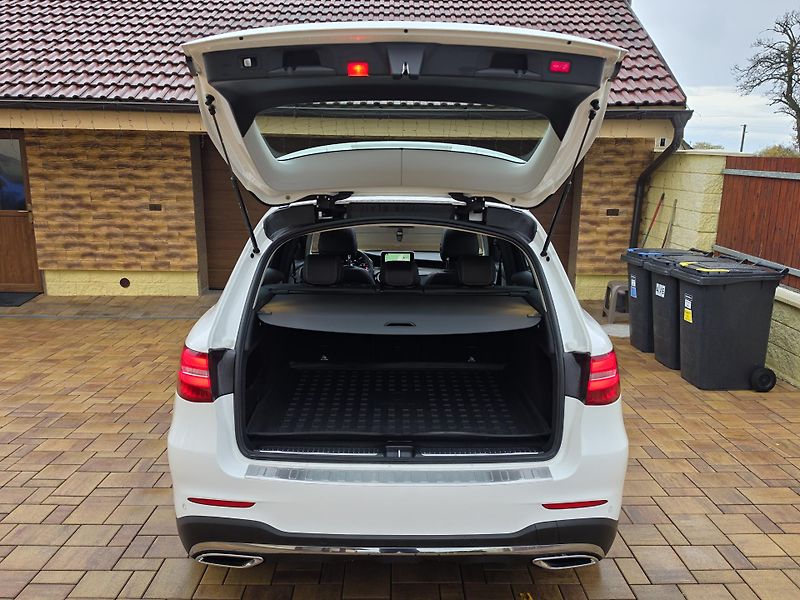 Mercedes-Benz GLC 350CDi 190kW 4MATIC*PANORAMA* - fotka 33 z 53