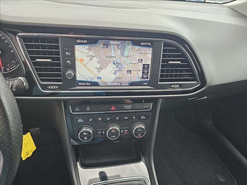 Seat Leon 1,4 TSi 92KW FR NAVI TEMPOMAT - fotka 18 z 47