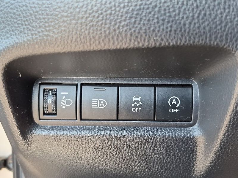 Toyota Aygo Executive Smart JBL 1,0 CVT - fotka 21 z 25