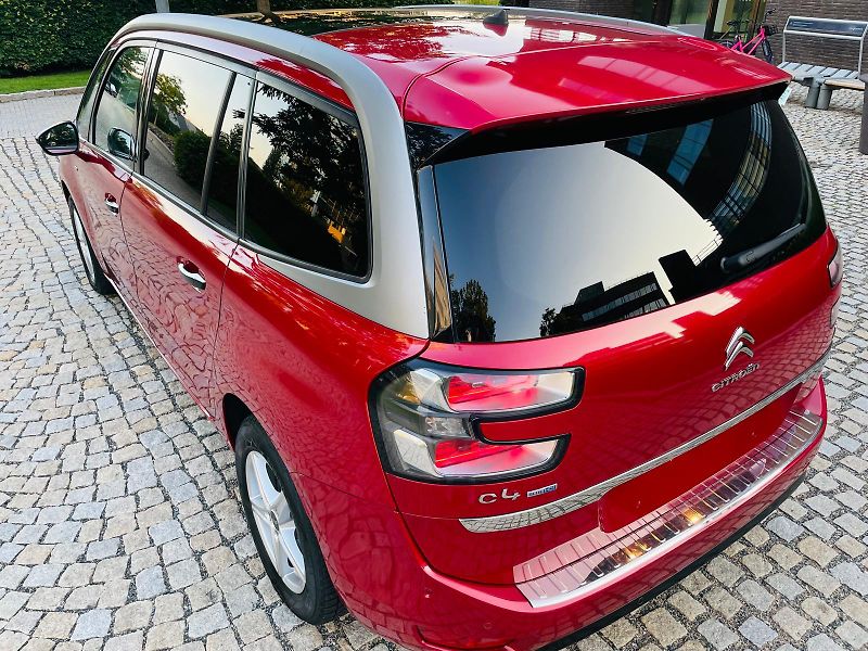 Citroën Grand C4 Picasso 2.0HDi MAN 7MÍST KAMERY TAŽNÉ - fotka 18 z 60
