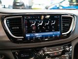 Chrysler Pacifica (2026) 3.6 V6 Pinnacle AWD 2x LCD - náhled 26