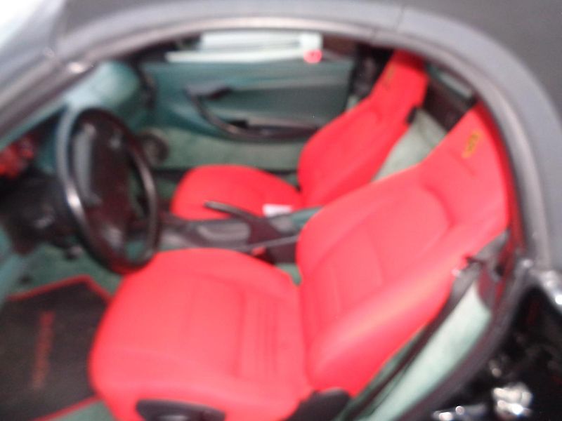 Porsche Boxster 2,5 - fotka 15 z 17